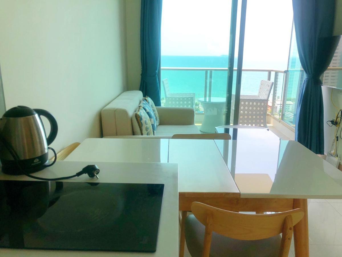 Riviera Jomtien By Daisy Pattaya 2 Apartment Exterior photo
